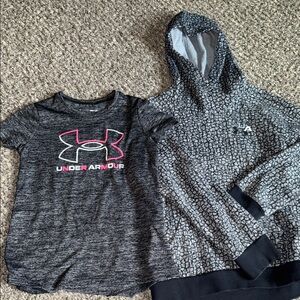 Under Armour Black and Gray Short Sleeve Tee